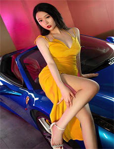 《秘书丝袜-我女朋友的母亲2020中语翻译》